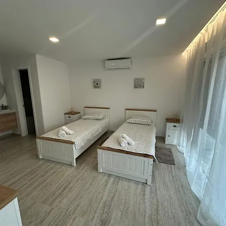 Seaview A'more With Heated Pool *
