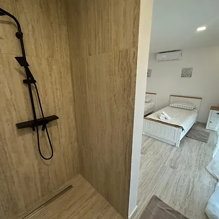 Villa Seaview A'more With Heated Pool *