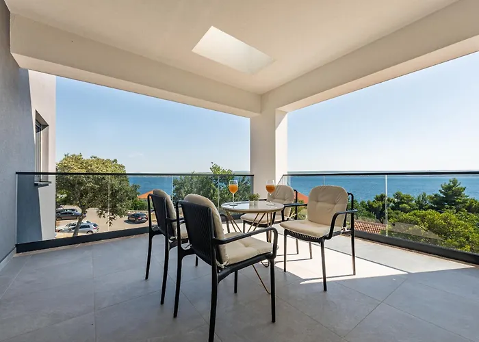 Seaview A'more With Heated Pool Villa *