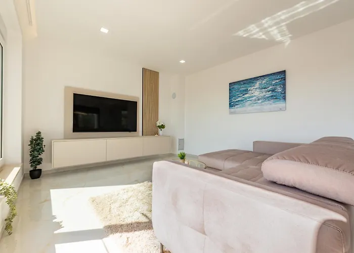 Seaview A'more With Heated Pool Villa