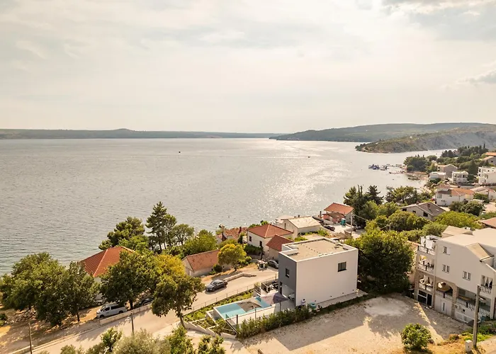 Seaview A'more With Heated Pool