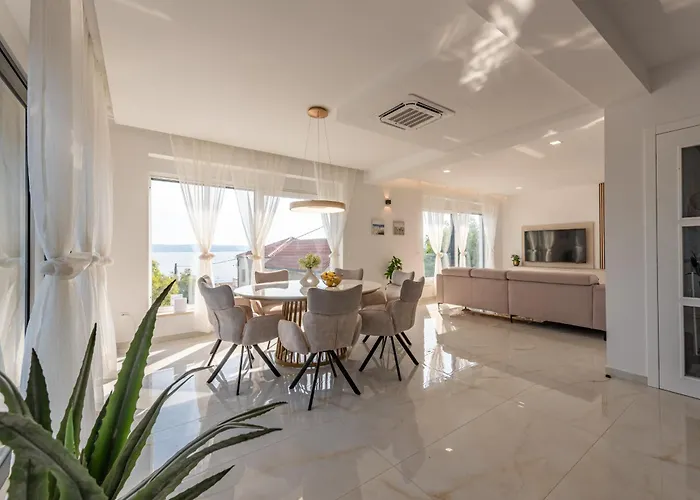 Seaview A'more With Heated Pool *